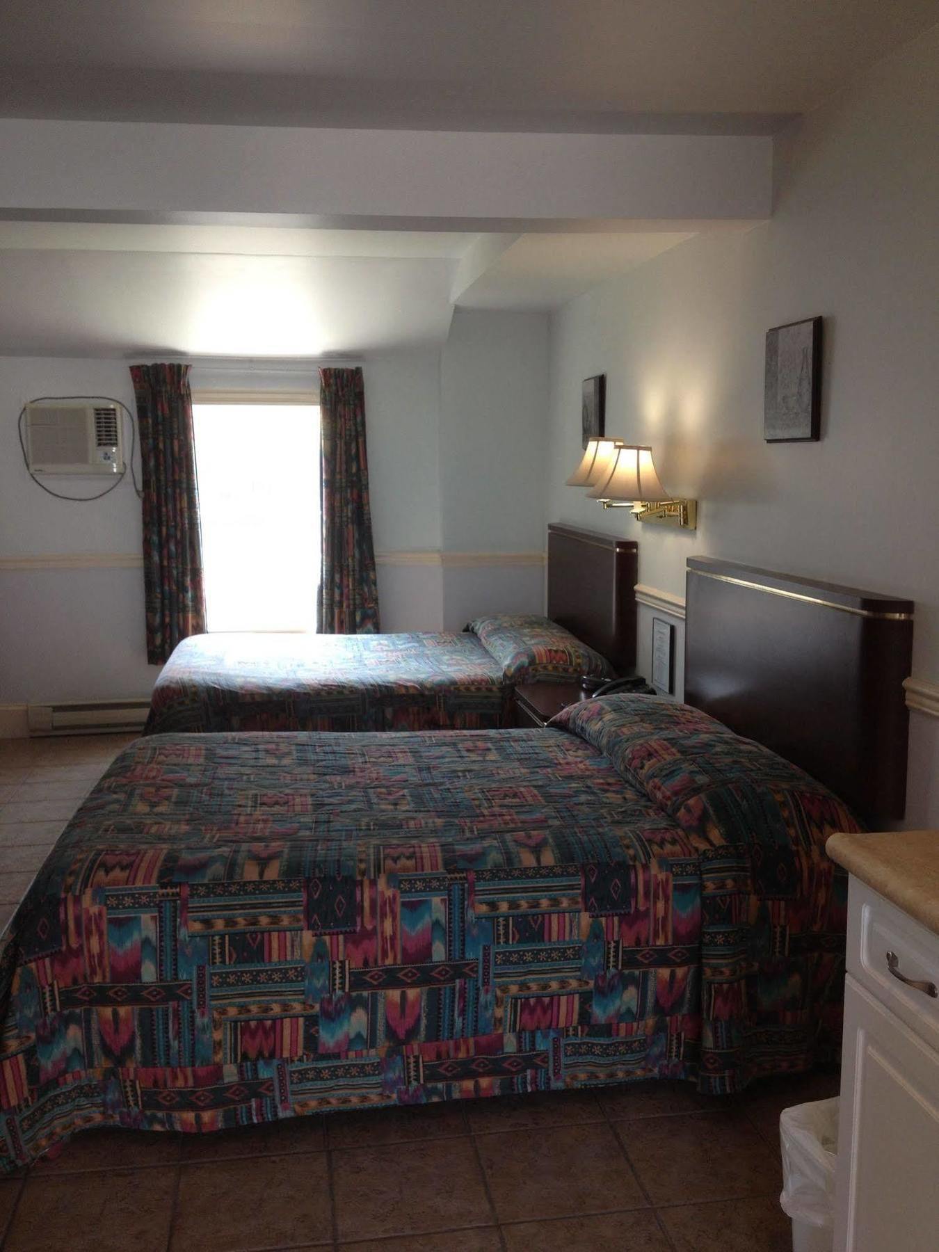 Shoreline Suites Дигби Экстерьер фото